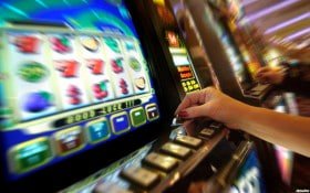 Antarmuka halaman deposit guru 303 menampilkan berbagai metode pembayaran yang tersedia